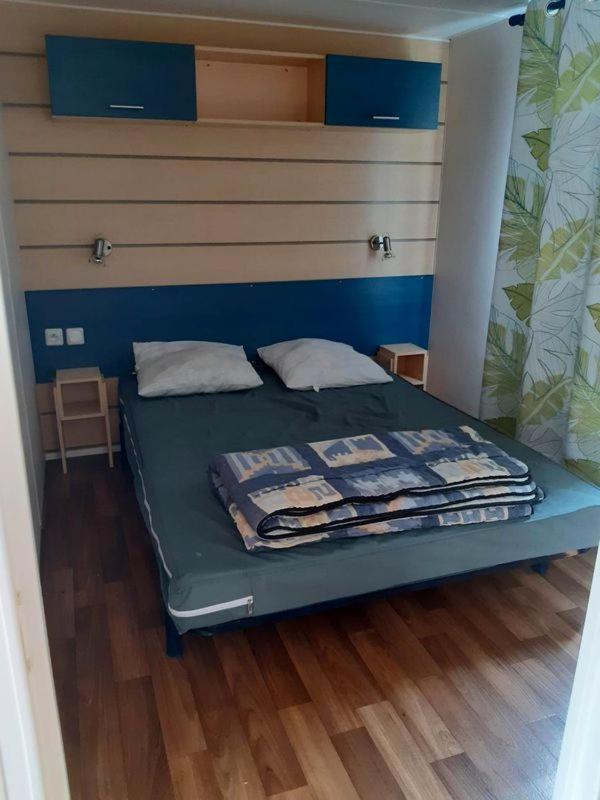 Mobilhome L'Oasis Camping Le Clos Cottet アングル エクステリア 写真